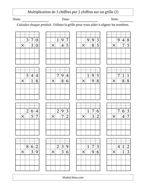 Multiplication de 3 chiffres par 2 chiffres avec l'aide d'une grille avec retenue (J)