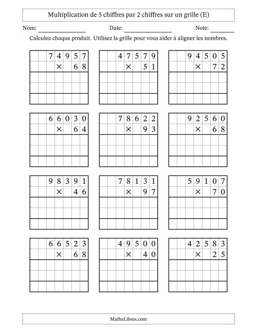 Multiplication de 5 chiffres par 2 chiffres avec l'aide d'une grille sans retenue (E)