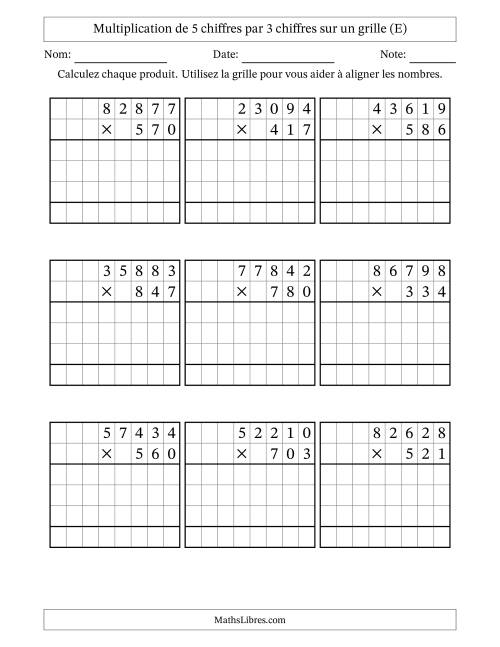 Multiplication de 5 chiffres par 3 chiffres avec l'aide d'une grille sans retenue (E)